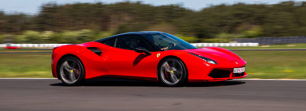 Jazda po torze Ferrari na prezent